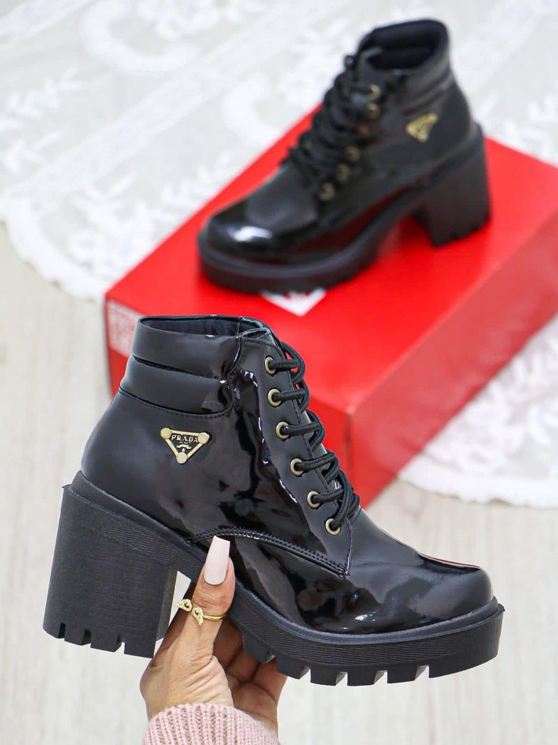 BOTIN PRADA NEGRO