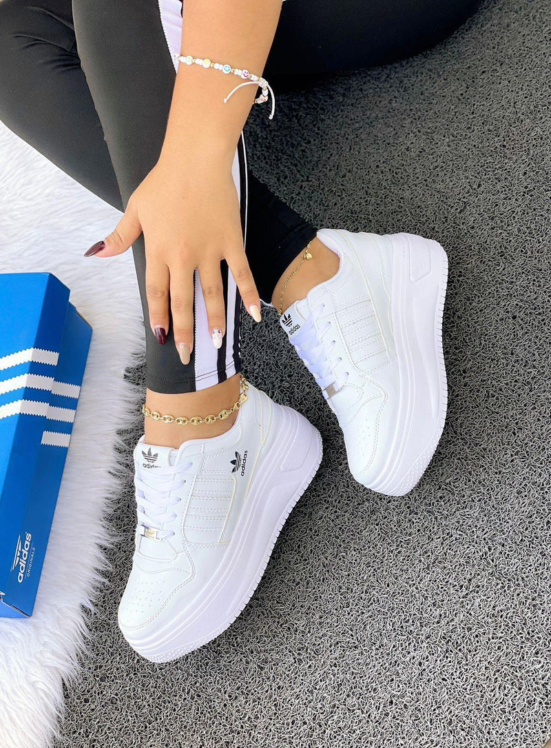 ADIDAS DOBLE PISO WHITER