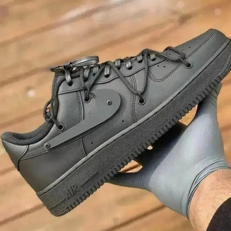 NIKE AIR FORCE 1 NEGRO DOBLE CORDÓN